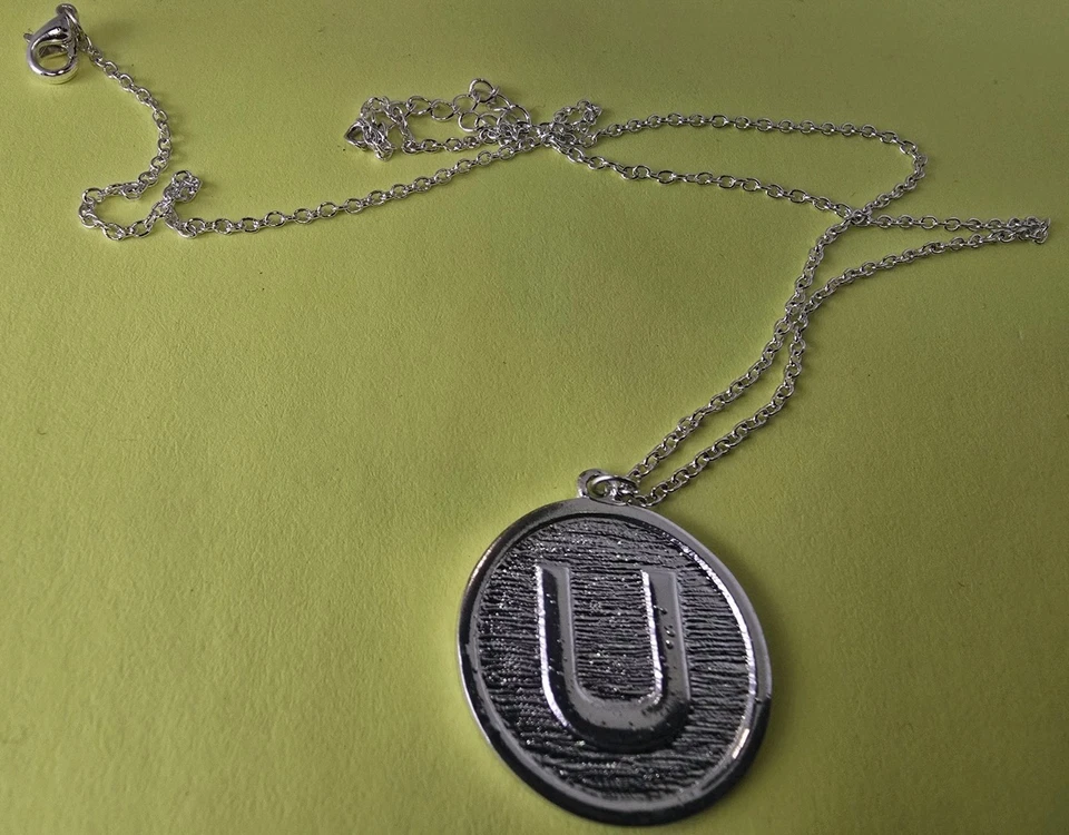 Universitario de Deportes Tricampeon cadena de la U.44 厘米 — 第 2/2 张图片