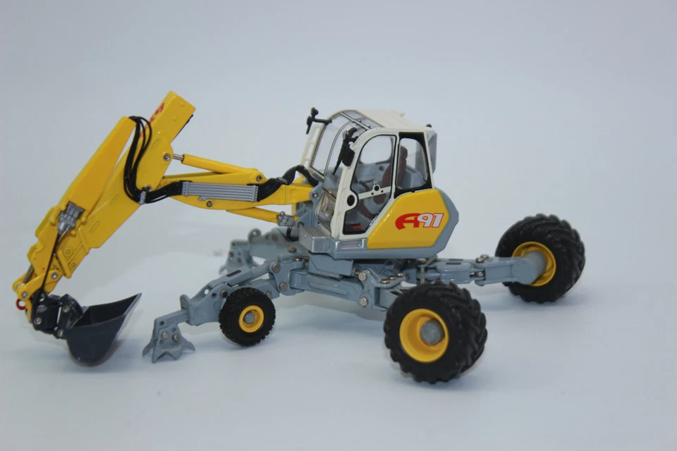 Sale Ros 181.7 Menzi Muck A91 Walking Excavator Wheel Excavators 1:50 New - Image 3 of 4