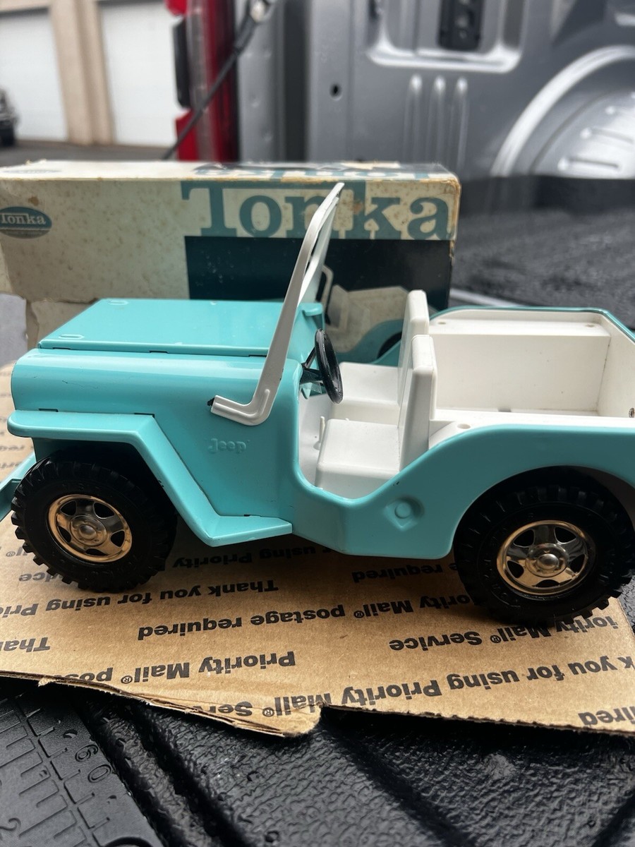 Vintage Tonka toy 1962 Jeep Dispatcher #200 in catalog
