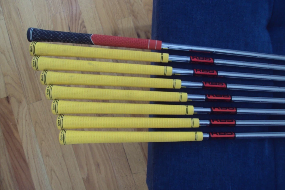 Royal Collection RC Team Pro Forged irons 3-PW KBS Tour 120 stiff steel +1/2" - Image 2 of 4