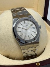 Audemars Piguet Royal Oak Ultra Thin Jumbo 15202ST.OO.0944ST.01 7