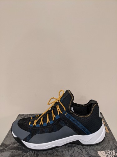 Trail Escape Peak Sneakers Size 