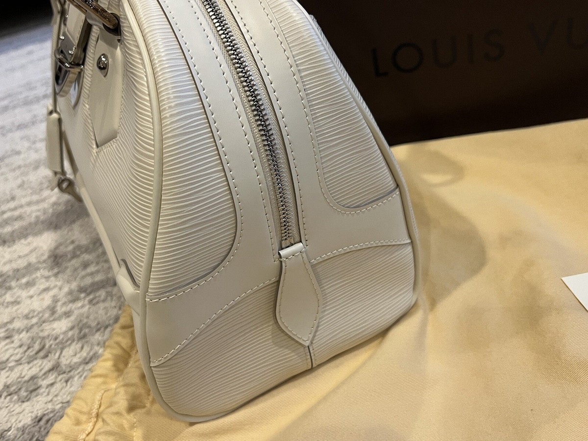 Authentic Louis Vuitton Montaigne GM Ivory Epi Leather Bowling Bag 