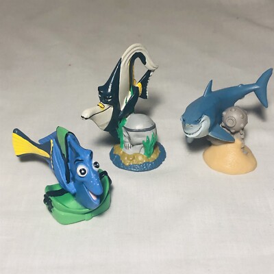 Disney Store Finding Dory Deluxe PVC Figure Bruce Gill Cake Topper Nemo