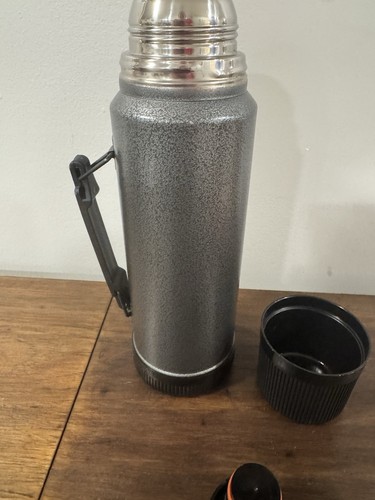 Vintage Stanley Aladdin 1 Quart Gray Vacuum Bottle Thermos SB950H Made USA *READ - Picture 6 of 15