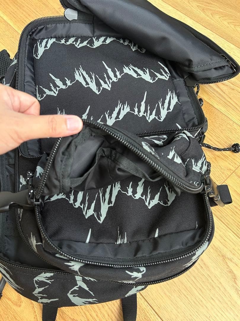 DRT Game Pack GEN2 Fishing Bag Ibu Black 17L Outdoor Storage Case - Image 8