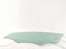 Porte avant et accessoires Infiniti Q30