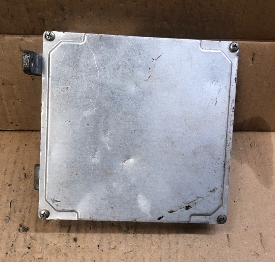 Módulo de control electrónico del motor Honda Element 2003-2006 2,4 L M/T 37820-PZD-A04 Foto 4 de 4