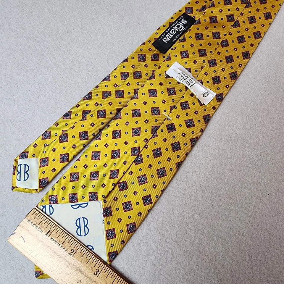 Corbata geométrica vintage Bill Blass dorada 100 % seda 3"x 56" Foto 3 de 3