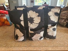 Thirty One Medium Utility Tote  White Poppy Print  Black White  Gently USED
