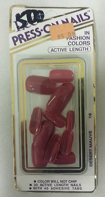  Lee Press On Nails! Vintage Pack of 20 Nails! Unique old hard to find Item! 