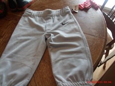 +*PANTALONE SPORTIVO NIKE TAGLIA S NUOVO CON ETICHETTA (5) K 713