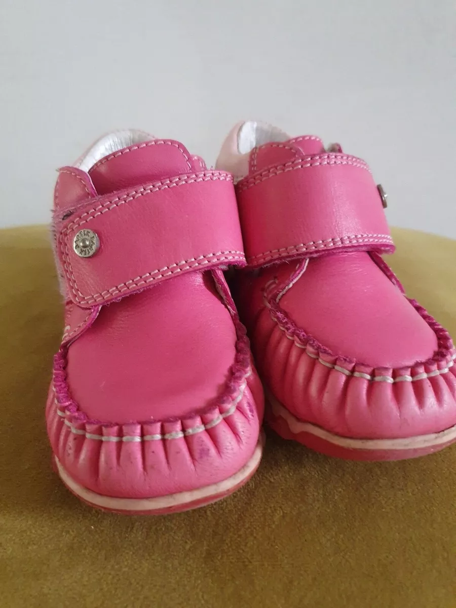 Pink shoes size 5 clearance