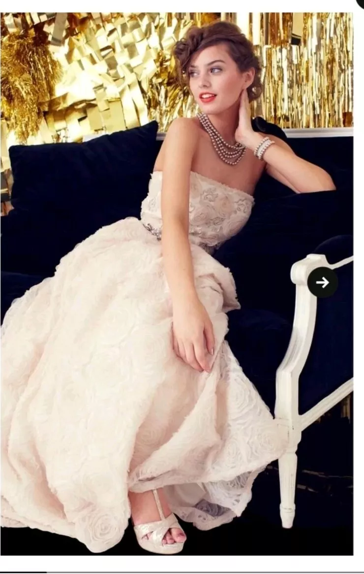 Adrianna papell rosette clearance gown