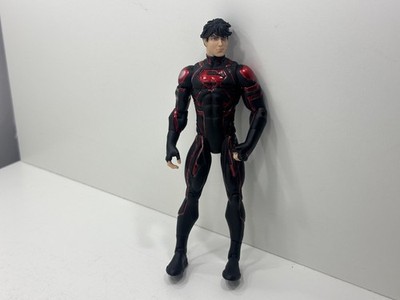 DC  PVC Action Figur ''New 52'' Superboy 16,5 cm. Zustand siehe Fotos 