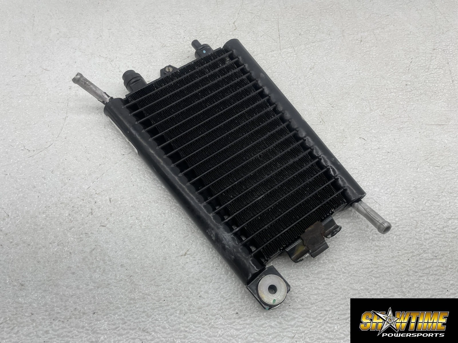 18-24 HARLEY-DAVIDSON HERITAGE CLASSIC FLHCS 114 ENGINE MOTOR OIL COOLER