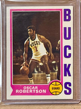 Topps 1969-70 Oscar Robertson #55 Milwaukee Bucks Base Set Basketball Card