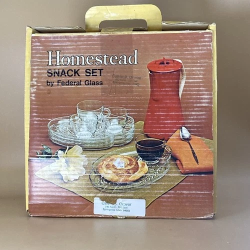 Vintage Federal Glass Homestead Snack Set In Original Box 4-Cups and 4-Plates