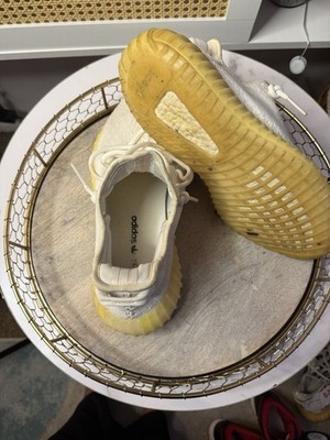 Cream And White Yeezy 350 Trainer  Men Size 9 Fair Conditions Pre Owner No Box