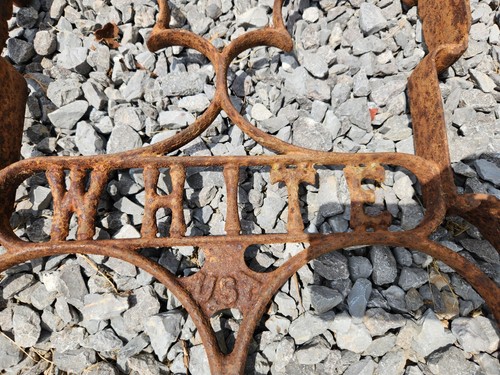 WHITE Treadle Sewing Machine Short Base Two Legs Cast Iron Steam Punk - Picture 9 of 18
