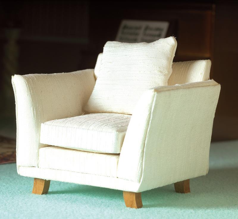 House Emporium Classic Cream Chair - 4062