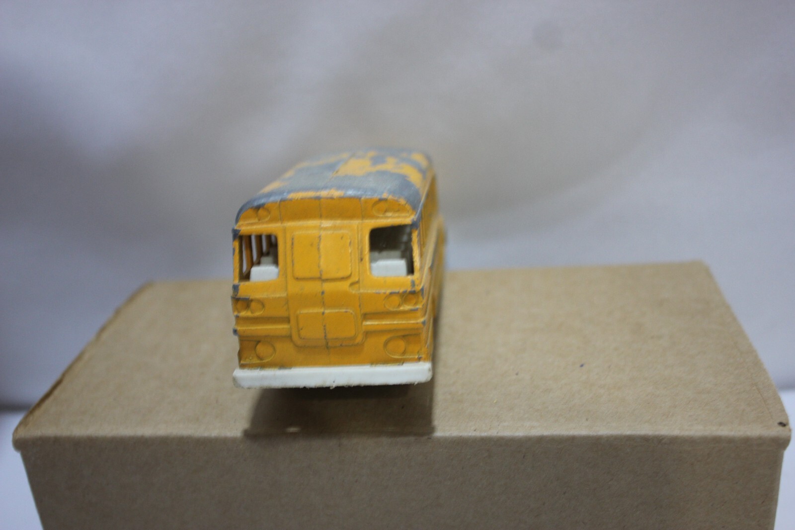 Picture 4 of 5