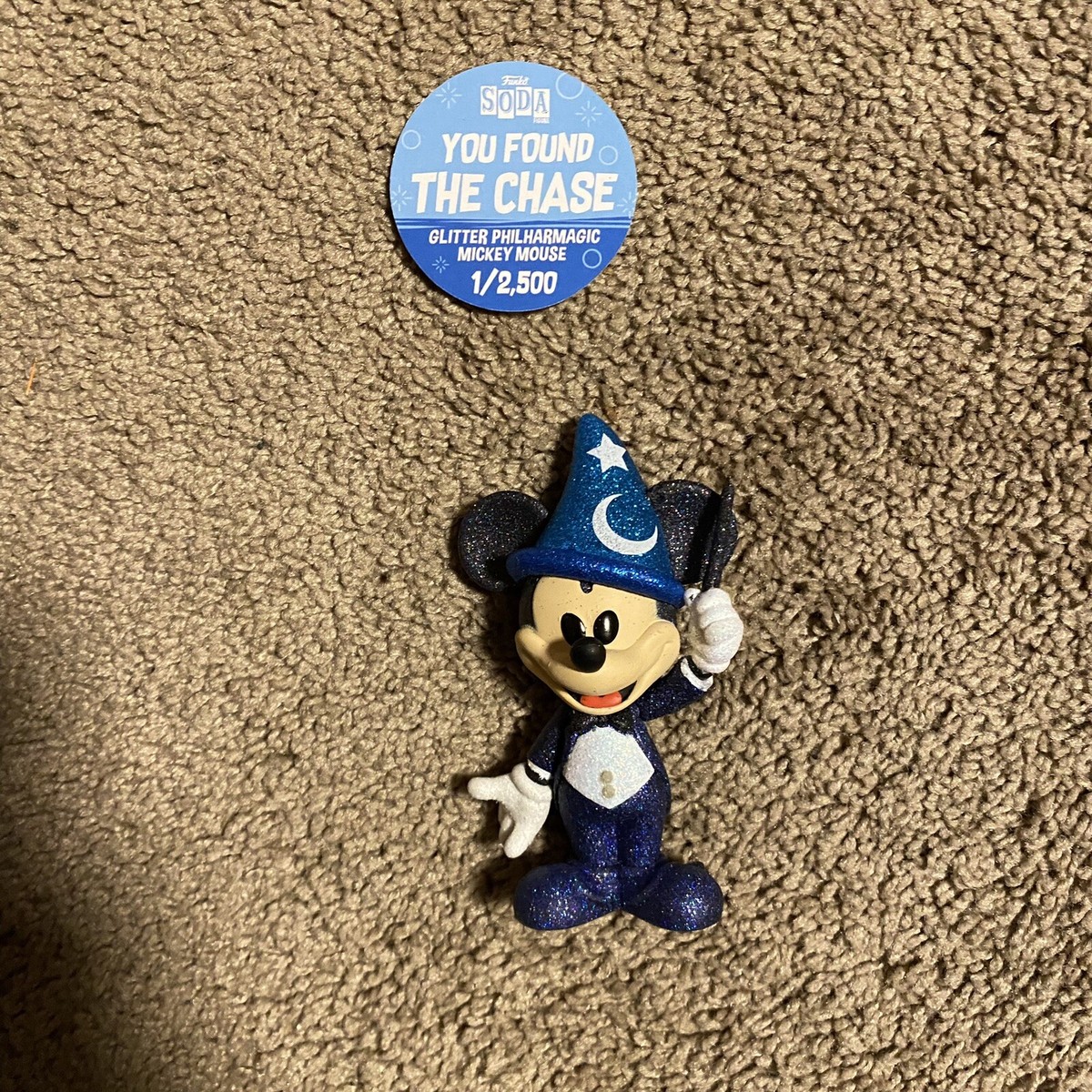 Funko Soda Disney Glitter Philharmagic Mickey Mouse Chase 1