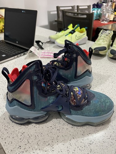 Size 9.5 - Nike LeBron 19 Fast Food - Dutch Blue - Picture 10 of 12