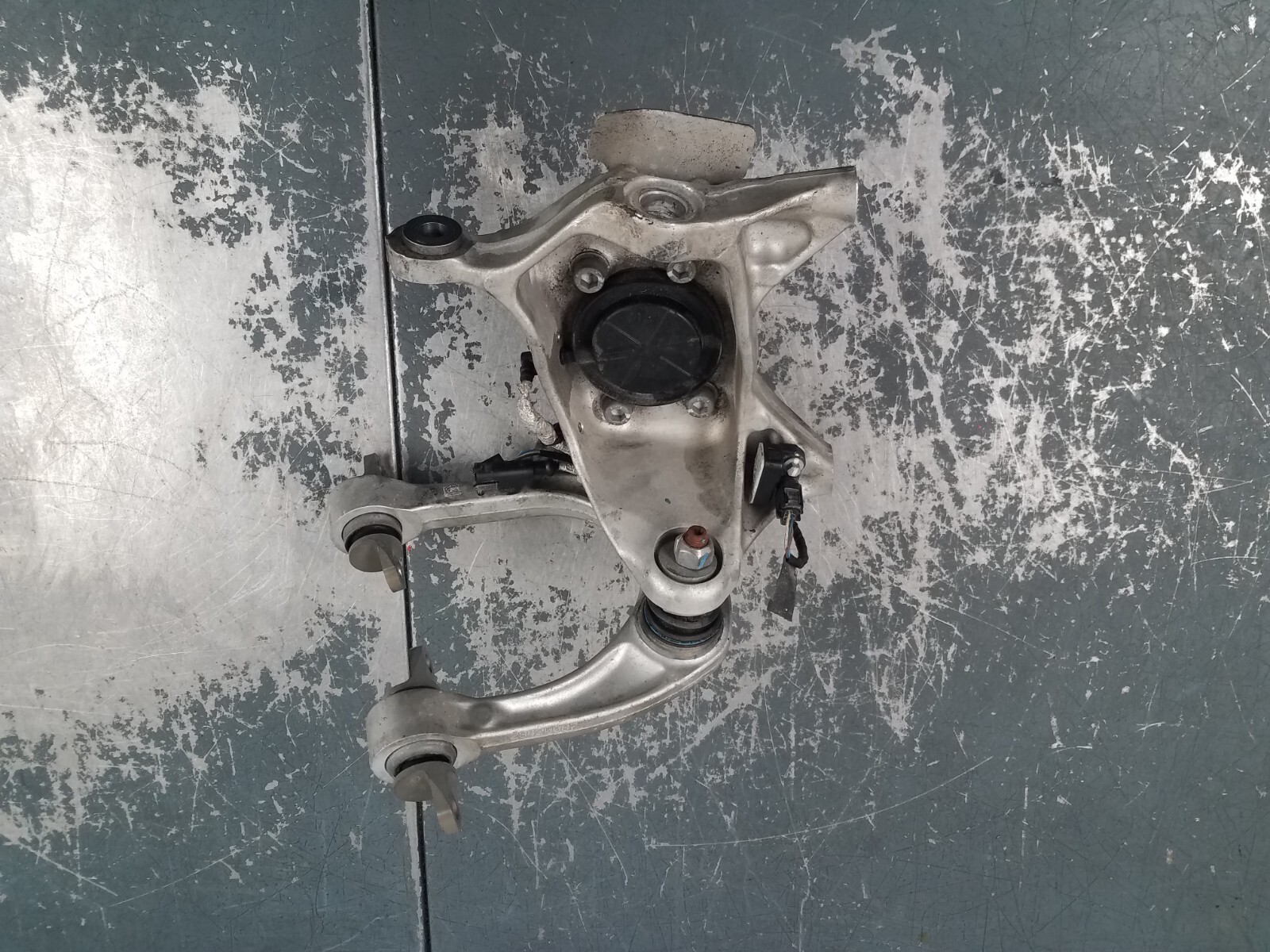 2021 McLaren 765LT Left Front Hub Knuckle #5537 C7