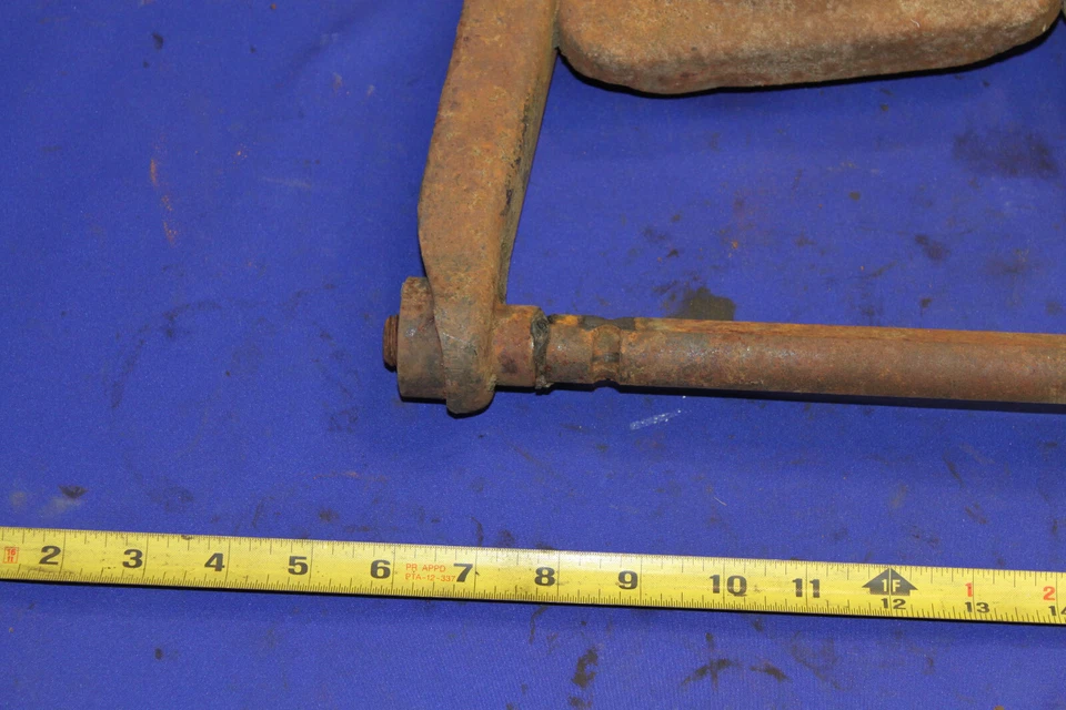 Sunbeam Alpine RH Lower Control Arm Assembly - Image 4 of 4