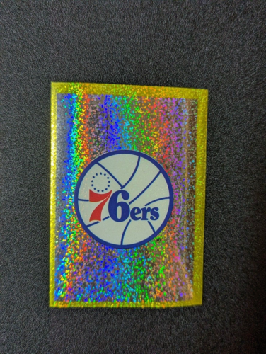 Philadelphia 76ers - NBA - VINTAGE 76ers Logo - Basketball Stickers Panini 93-94 - Picture 1 of 4
