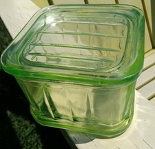 4  Cubic Refrigerator Covered Dish Bowl Green...