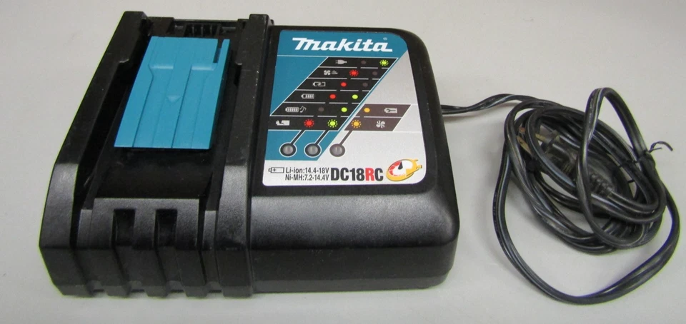 Makita (XWT09XV) Brushless High Torque Impact Wrench w/ Battery & Charger Foto 3 de 4