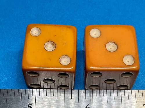 SCHÖNES GRÖSSERES PAAR BAKELIT WÜRFEL———LBD-1 - Bild 5 von 10