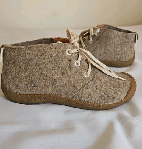 KEEN Mosey Chukka Boots Taupe Felt/Birch Wool Blend Outdoors Women's Size 9 U.S.