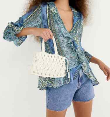 Zara Bluse Damen blau grün silber Paisley Blumen Rüschen 8351/034 Medium neu mit Etikett