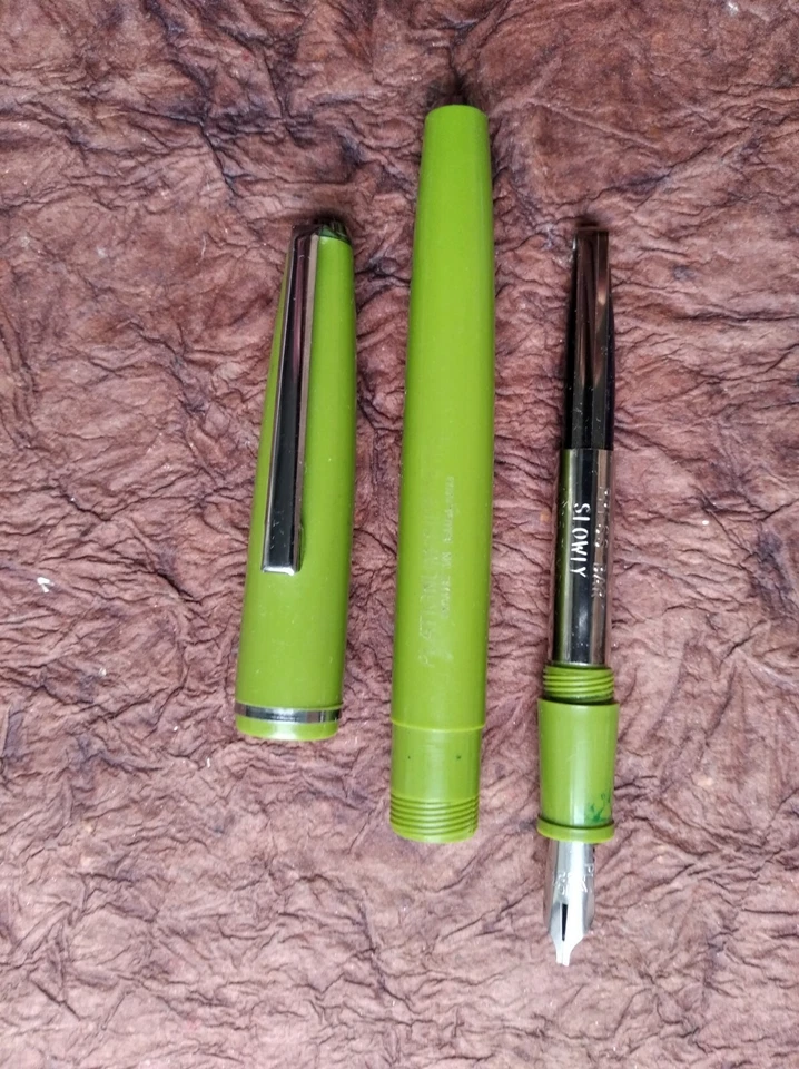 Rare Vintage Platignum Silverline Green Fountain Pen England WIDE NIB B2 - Image 4 of 4