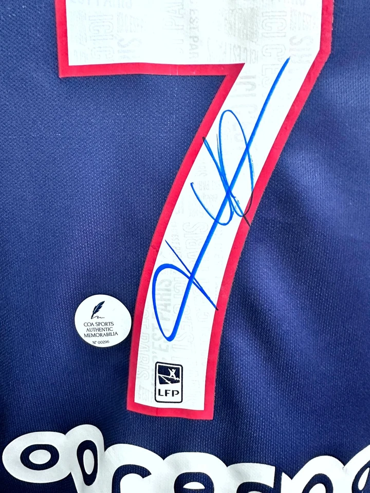 Camiseta Autografiada De Mbappé Del PSG No Match Worn - Imagen 3 de 4