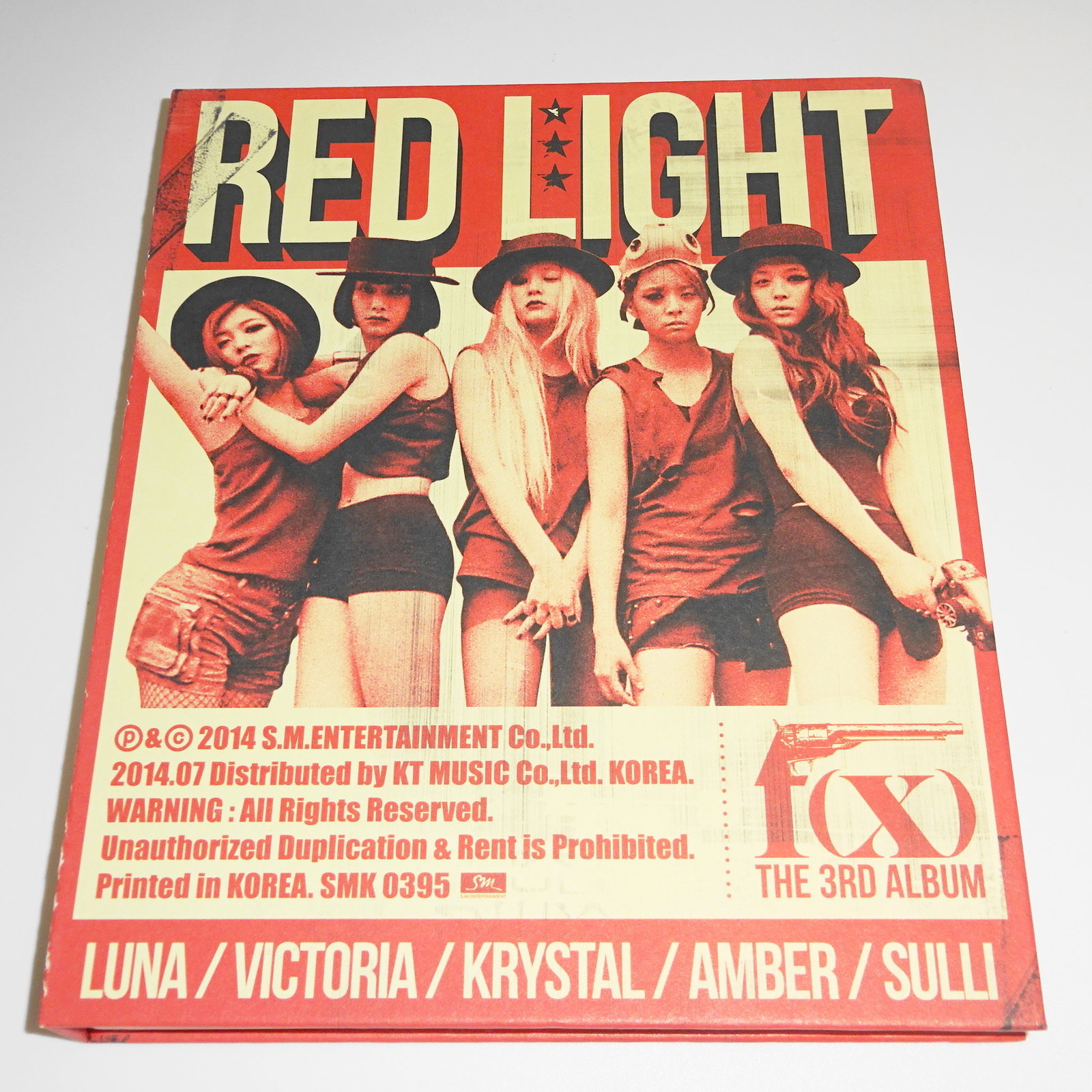 f(x) Red Light The 3rd Album CD PHOTOCARD BOOKLET RARE