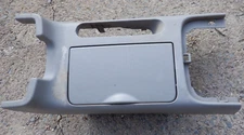 06 07 08 Hyundai Sonata Front Center Cup Holder Shifter Trim Bezel Gray
