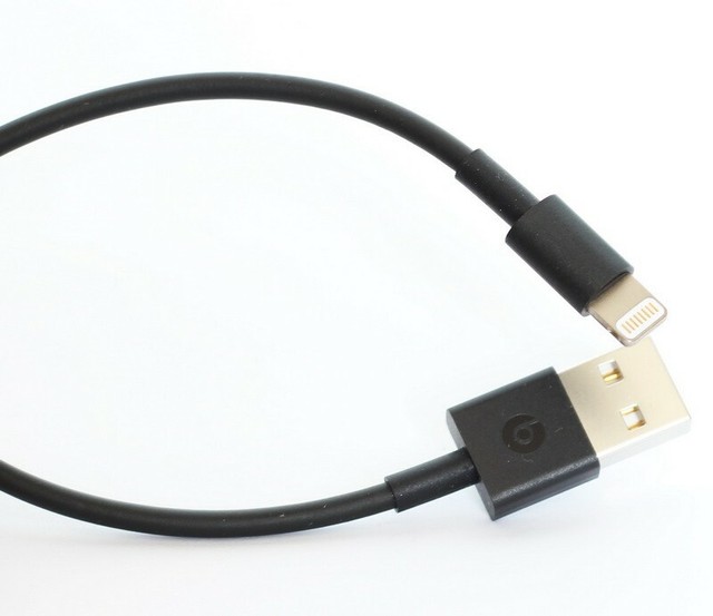 Genuine Authentic Original Beats by Dr. Dre BeatsX Lightning Charge