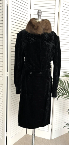 Vintage Bill Blass Size L / 2-pc Black Velvet Mink Fur Collar Skirt Suit
