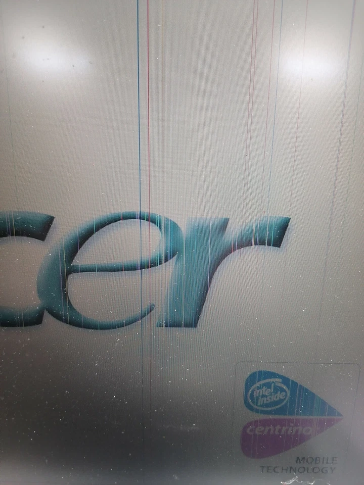 FOR PARTS 15" Acer TravelMate 4001LCi (Pentium M 715/1.5GHz/NO HDD) - Image 2 of 4