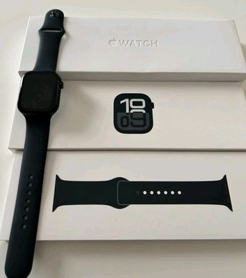 Apple Watch Series 10 (GPS + Cellular) 46mm Aluminium Diamantschwarz/Schwarz M/L