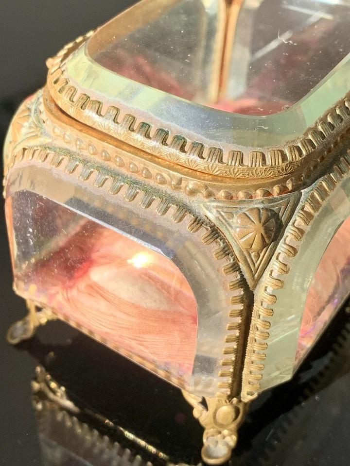 VITRINA JOYERÍA CRISTAL/LATÓN VICTORIANO “RARA” (I841) Foto 4 de 4