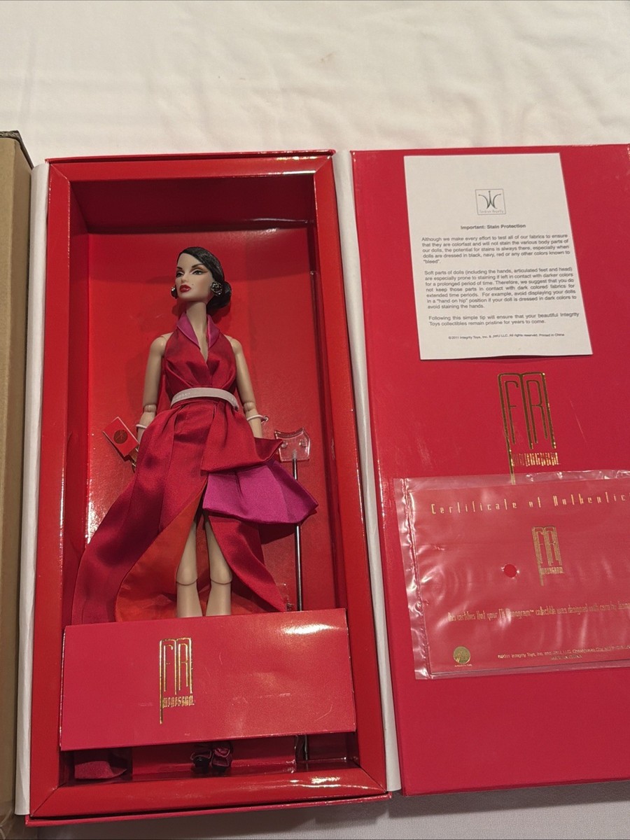 ファションロイヤリティ　ジェイソンウーのファストクラス Fashion Royalty Fascination Monogram Jason Wu Holiday Ed
