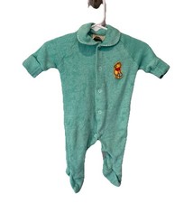 Vintage Walt Disney Winnie the Pooh baby sleeper footie pajamas jumper NB Green