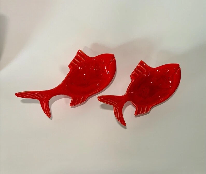 Cali Orig #184 Red Fish-Shaped Serving Platter with Two Dipping Cups – Californi - Image 4 of 4