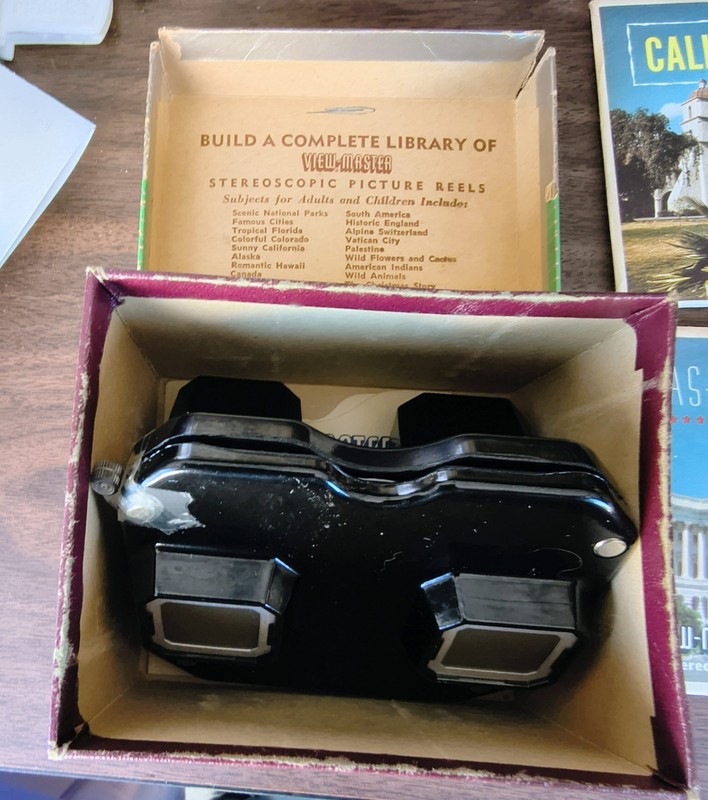 View-Master Vintage Stereoscope Viewer w/ Box & Reels Washington DC Space