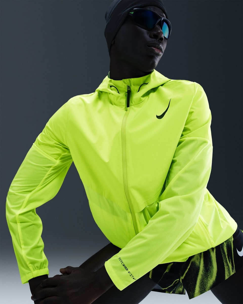 Size L Nike Mens AeroSwift Storm-FIT Aerogami Running Jacket